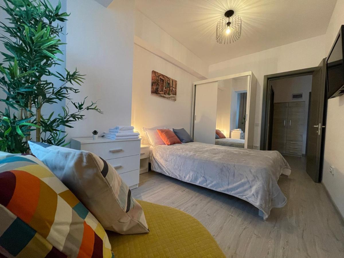Apartment Near Palas Mall Iasi Eksteriør bilde